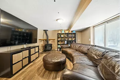 2343 W Temple View Cir, South Jordan, UT 84095 - Photo 14