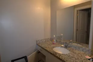 831 N Glen Eagle Ct, Tooele, UT 84074 - Photo 12