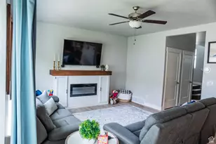 7099 N Garden Dr, Eagle Mountain, UT 84005 - Photo 10