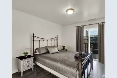2220 E Murray Holladay Rd #405, Holladay, UT 84117 - Photo 10