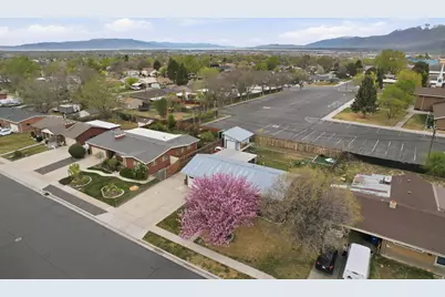 955 E Flonette Ave, Spanish Fork, UT 84660 - Photo 52