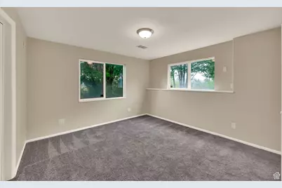 10207 N Cottonwood Dr, Cedar Hills, UT 84062 - Photo 22