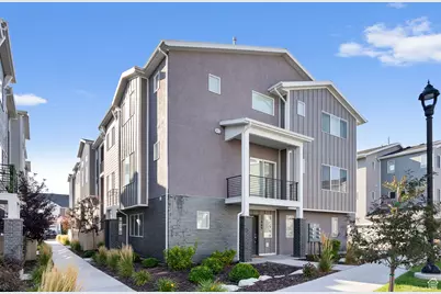 15073 S Halter Way W, Bluffdale, UT 84065 - Photo 2