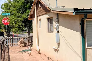 199 S 400 E, Moab, UT 84532 - Photo 22