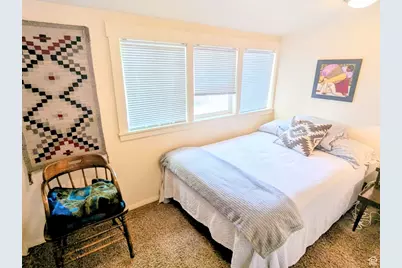 199 S 400 E, Moab, UT 84532 - Photo 12