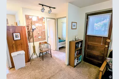 199 S 400 E, Moab, UT 84532 - Photo 10