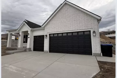 296 E 2050 S #2, Bountiful, UT 84010 - Photo 2