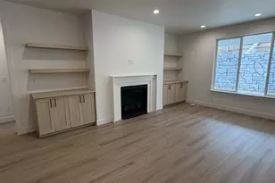 296 E 2050 S, Bountiful, UT 84010 - Photo 8