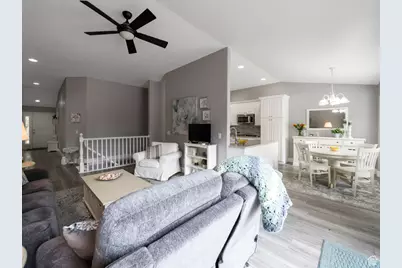 135 E Station St, Sandy, UT 84070 - Photo 6