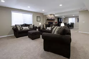 135 E Station St, Sandy, UT 84070 - Photo 18