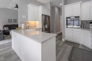 135 E Station St, Sandy, UT 84070 - Photo 8