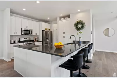 7577 S New Sycamore Dr, West Jordan, UT 84081 - Photo 8