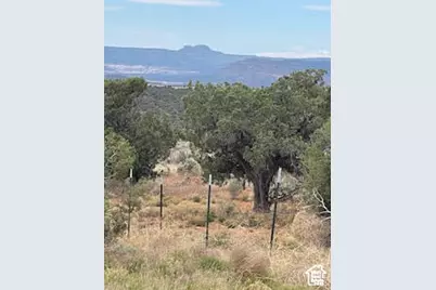 17 S Avikan Dr, Blanding, UT 84511 - Photo 1