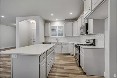7116 W Adamo Dr S, West Valley, UT 84128 - Photo 8