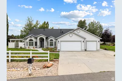 605 W Aspen Rd, Francis, UT 84036 - Photo 2
