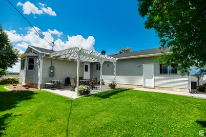 140 W 100 S, Manderfield, UT 84713 - Photo 8