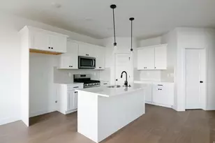 838 N Pugh Ln, Saratoga Springs, UT 84045 - Photo 8