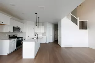 838 N Pugh Ln, Saratoga Springs, UT 84045 - Photo 6