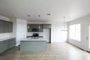 834 N Pugh Ln, Saratoga Springs, UT 84045 - Photo 2