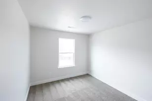 834 N Pugh Ln, Saratoga Springs, UT 84045 - Photo 12