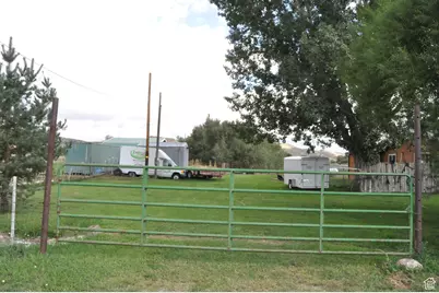 1084 W 2000 N, Vernal, UT 84078 - Photo 52