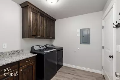 2307 W 2525 S, West Haven, UT 84401 - Photo 16