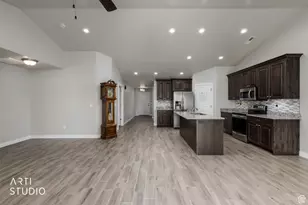 2307 W 2525 S, West Haven, UT 84401 - Photo 8