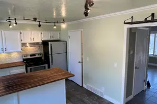 861 E 575 N, Layton, UT 84041 - Photo 6