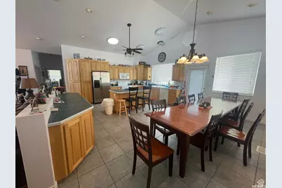 796 S Spruce Dr #26, Garden City, UT 84028 - Photo 4