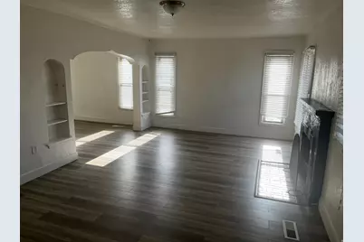 363 S 900 W, Salt Lake City, UT 84104 - Photo 2