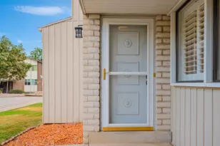 1950 S 200 W, Bountiful, UT 84010 - Photo 6