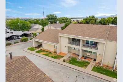 1950 S 200 W #E32, Bountiful, UT 84010 - Photo 4