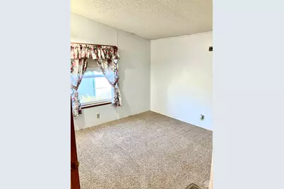 245 S 200 W, Huntington, UT 84528 - Photo 24