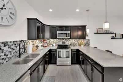 303 N 725 E, Vineyard, UT 84059 - Photo 8