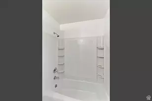 896 E 40th St, Ogden, UT 84403 - Photo 10