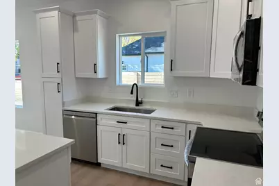 916 W 500 S, Salt Lake City, UT 84104 - Photo 10