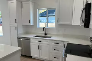 916 W 500 S, Salt Lake City, UT 84104 - Photo 10