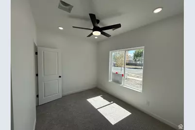 916 W 500 S, Salt Lake City, UT 84104 - Photo 12