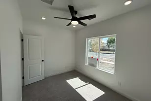 916 W 500 S, Salt Lake City, UT 84104 - Photo 12