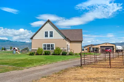 364 W 3000 S, Daniel, UT 84032 - Photo 2