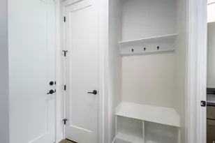 7056 W Terraine Rd, West Jordan, UT 84081 - Photo 12