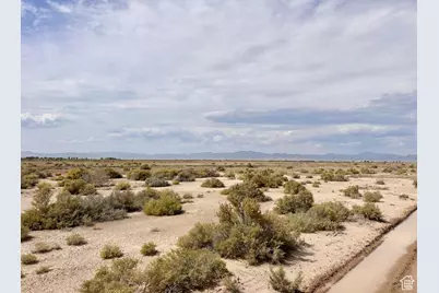 40 N 800 W, Beryl, UT 84714 - Photo 4