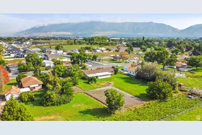 2425 W 200 S, Marriott-Slaterville City, UT 84404 - Photo 40