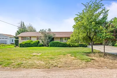 2425 W 200 S, Marriott-Slaterville City, UT 84404 - Photo 4