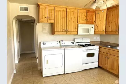 247 W 400 N #1, Moab, UT 84532 - Photo 10