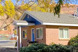 247 W 400 N, Moab, UT 84532 - Photo 6