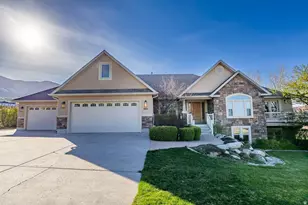 940 E Canyon Rd, Hyde Park, UT 84318 - Photo 1