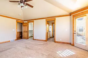 940 E Canyon Rd, Hyde Park, UT 84318 - Photo 18