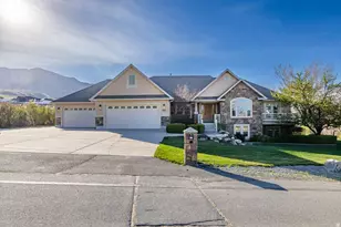 940 E Canyon Rd, Hyde Park, UT 84318 - Photo 2