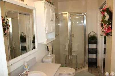 9144 S Peach Blossom Dr, Sandy, UT 84094 - Photo 18